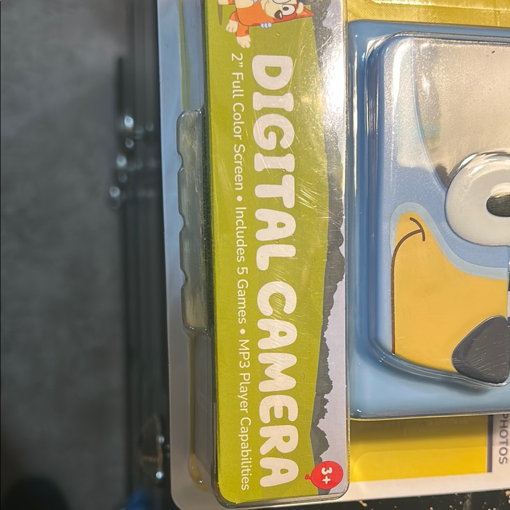 Bluey Kids' Digital Camera with Fun Graphics - Picture 4 of 4